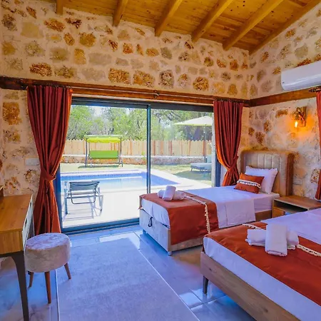 Agavilla1 Kasta Havuzlu Korunakli Muestakil Villa Kas