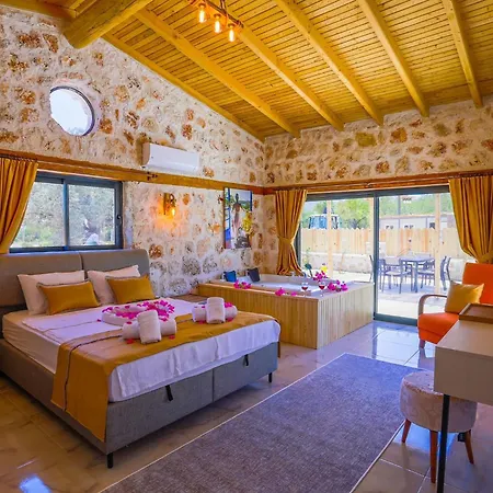 Agavilla1 Kasta Havuzlu Korunakli Muestakil Villa *